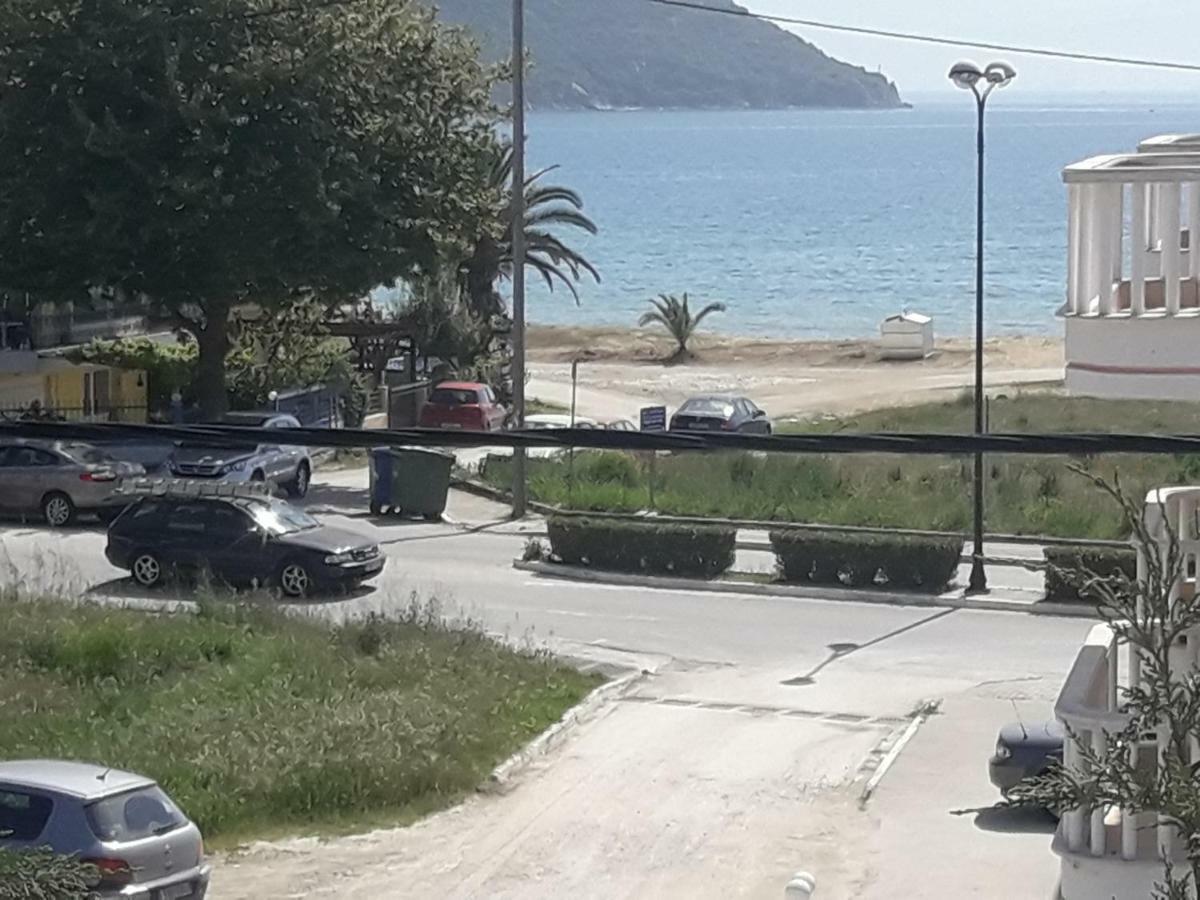 El Sol Appartamento Néa Péramos Esterno foto